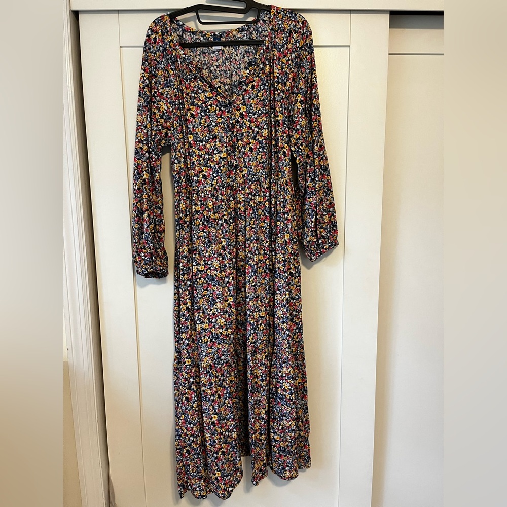 Old Navy floral dress  size Large